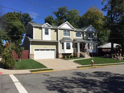 365 Riverdale Dr, Fort Lee, NJ, 07024