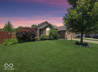 8144 Grassy Meadow Cir, Indianapolis, IN 46259