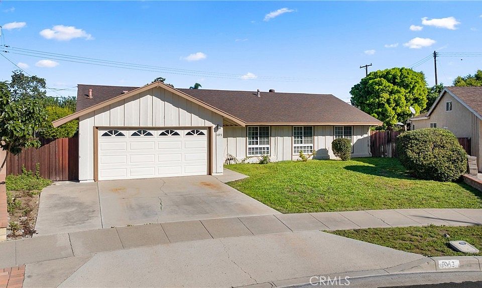 1st image of 1093 N Gardner Dr