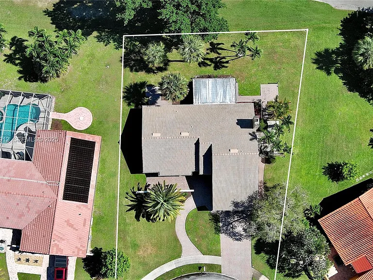 21344 Escondido Way S — Photo 12