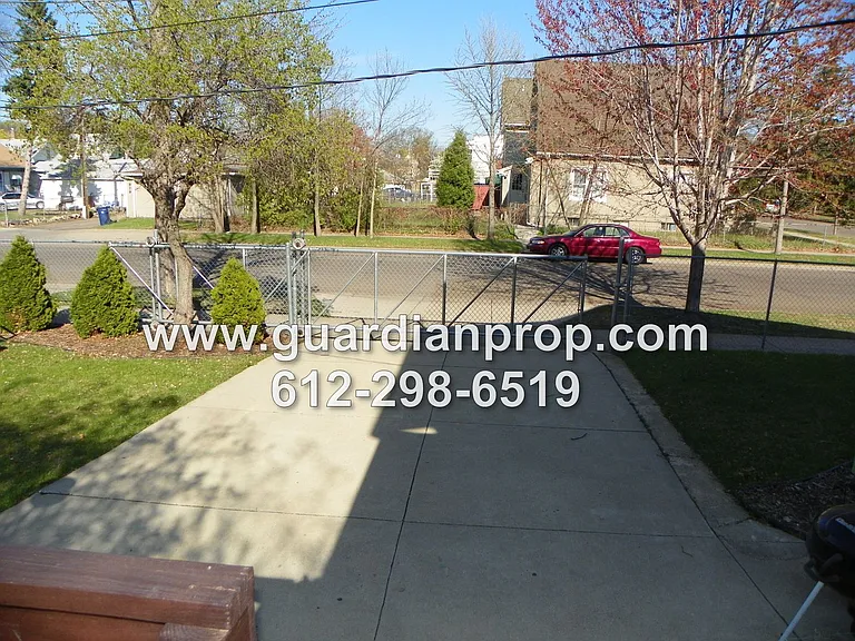 983 Edmund Ave — Photo 26