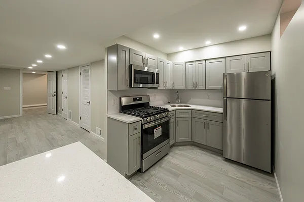 Rented by Madison Estates Sotheby's International Realty | media 41