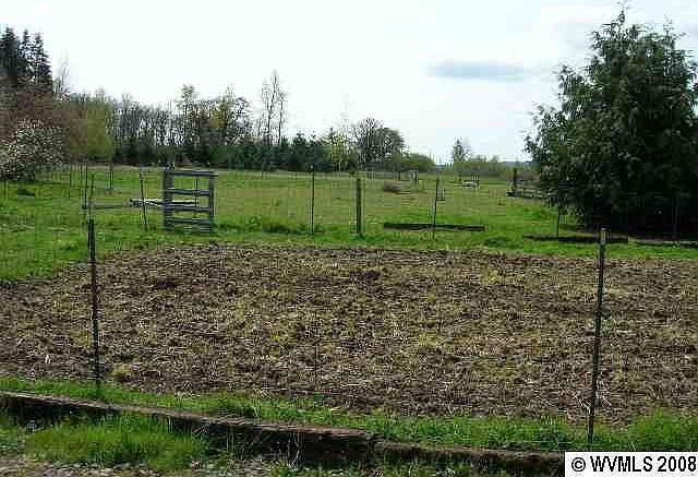 2nd image of 9415 Marion Rd SE