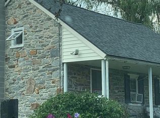 40 Meadow Rd, Columbia, PA 17512