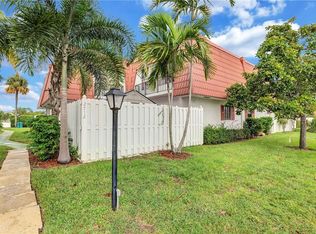 2712 Yale Ln, Boynton Beach, FL 33426