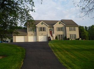 263 Richland Rd, Carlisle, PA 17015