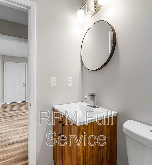 895 W Sharpe Ave #A — Photo 14