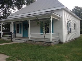 418 N Oak St, Eldon, MO 65026