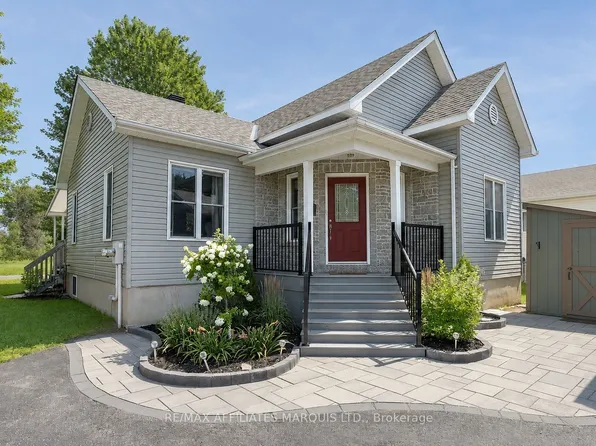 4306 Schell St, South Dundas, ON K0C 2H0