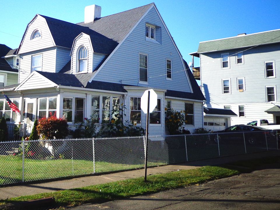 95 Grand Ave  14 Johnson St
