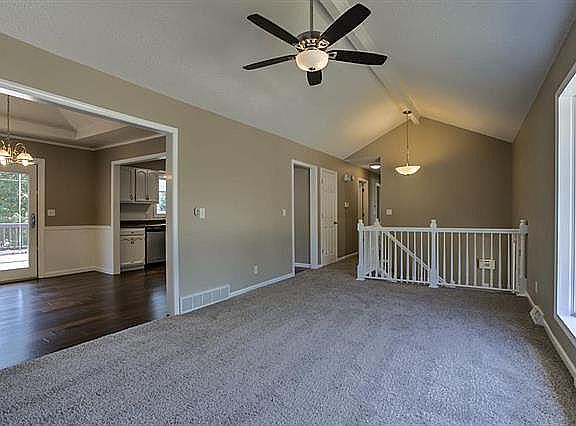 4th image of 4218 Belmont Cir