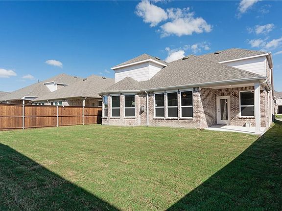 2nd image of 1818 Indigo Creek Ln