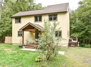 924 Hill Farm Rd, Coventry, RI 02816