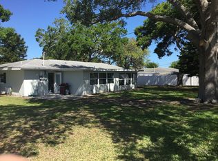 2243 Harbor Heights Dr, Largo, FL 33774