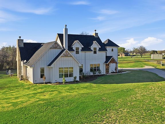 2nd image of 172 Rain Dance Trl