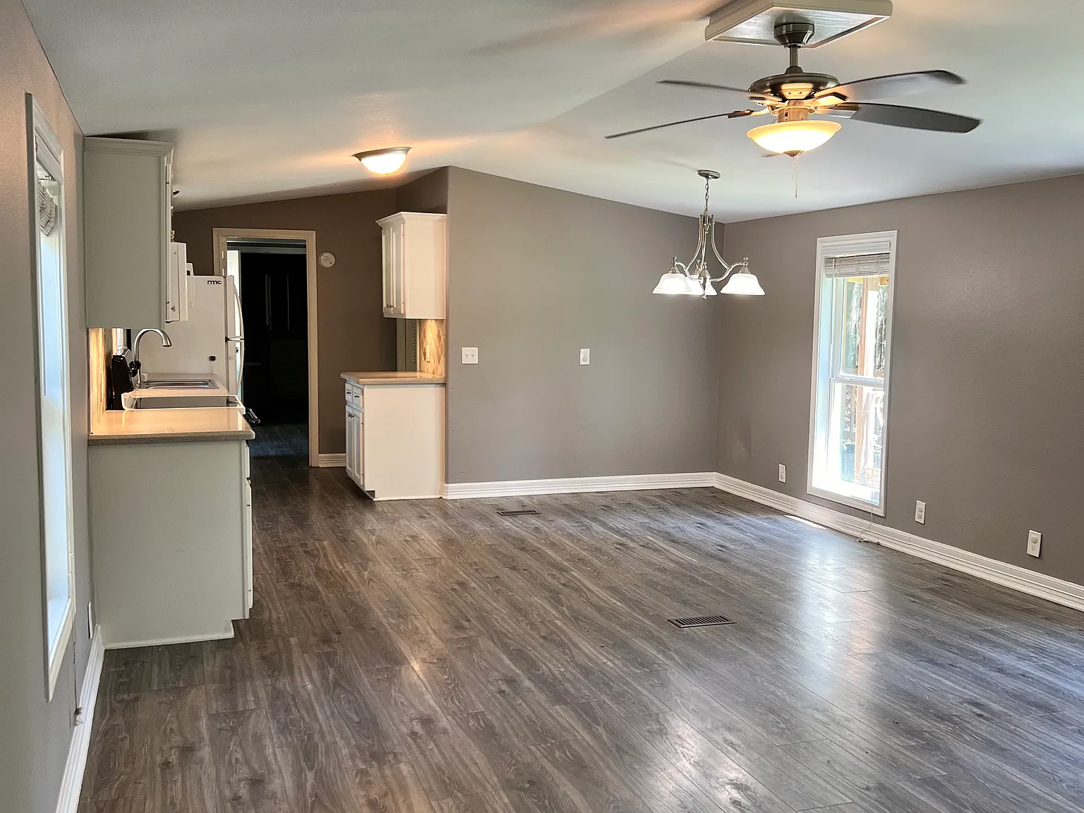 14331 Elmore Dr — Photo 3