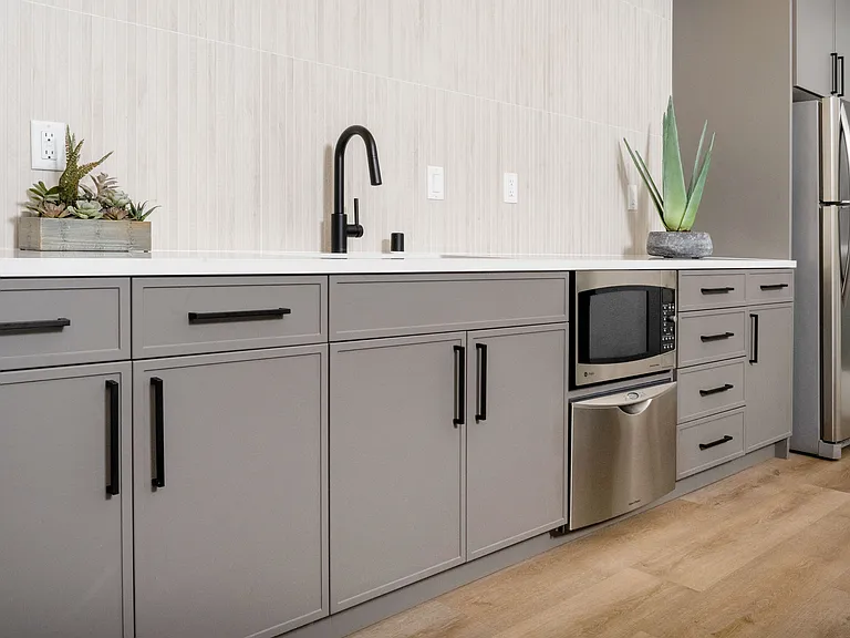 Sofi Sunnyvale — Photo 16