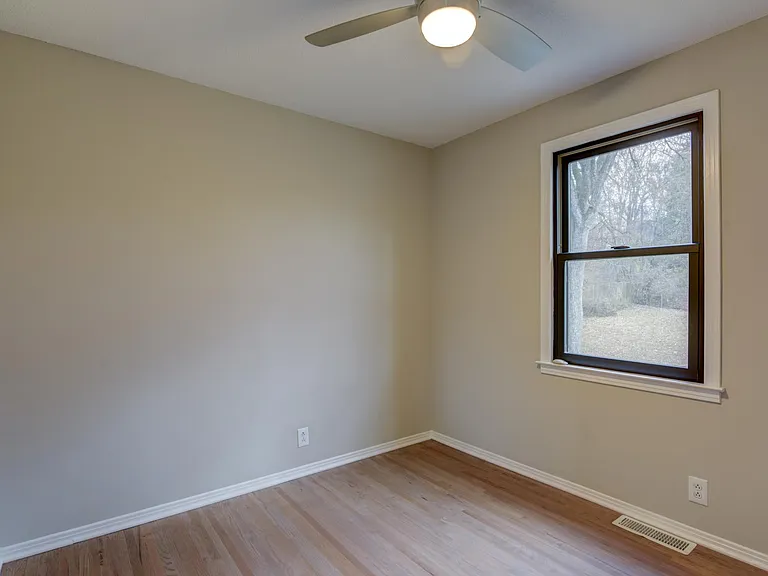 551 Bonerwood Dr — Photo 13