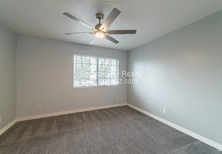 222 W Brown Rd #33 — Photo 13
