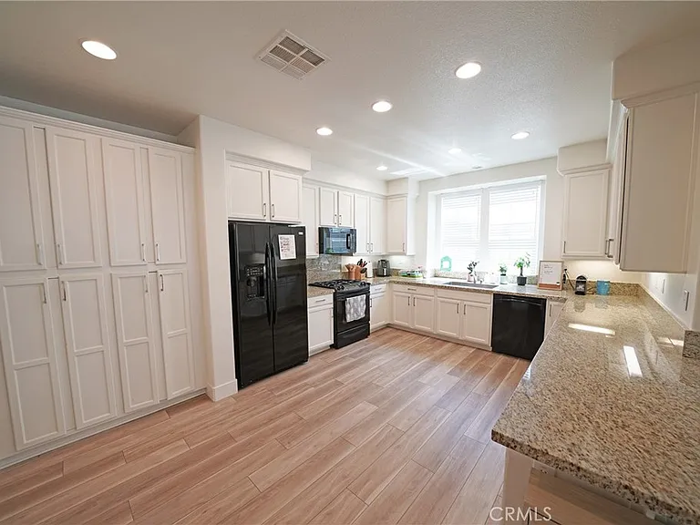 28635 Pietro Dr — Photo 5