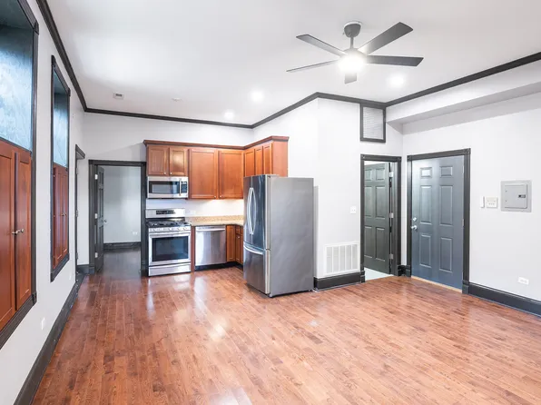 1445 W 16th St #1F, Chicago, IL 60608