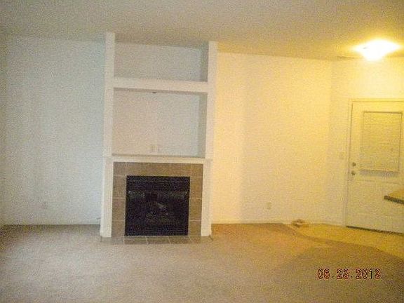 4th image of 1665 White Oak Trl