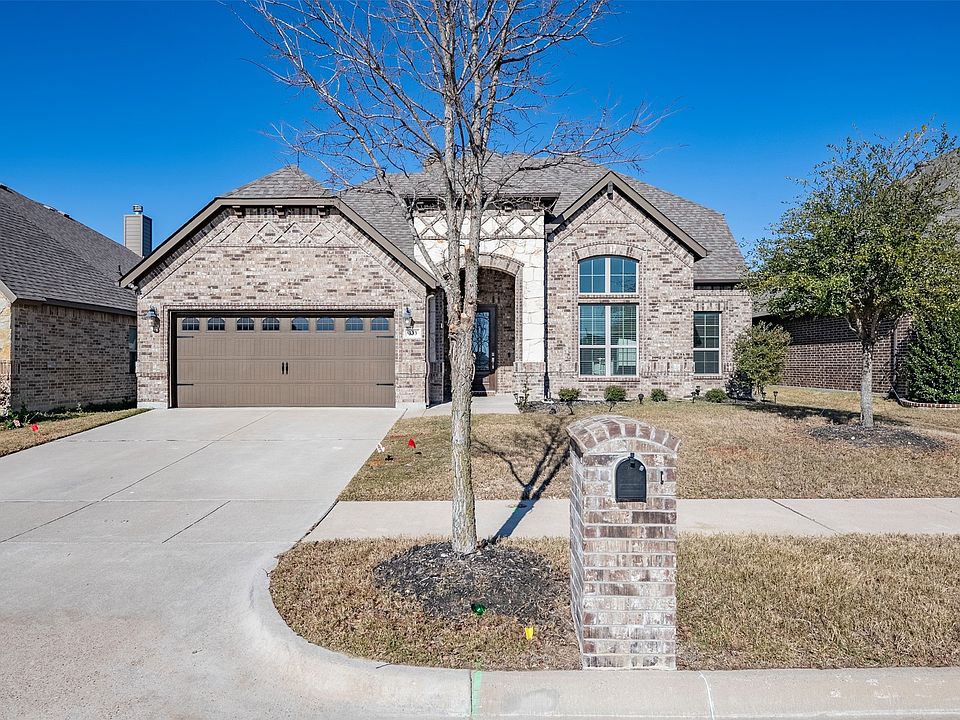 1st image of 333 Strait Ln