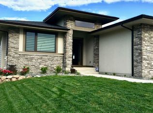 9306 Echo Ridge Trl, Norwalk, IA 50211