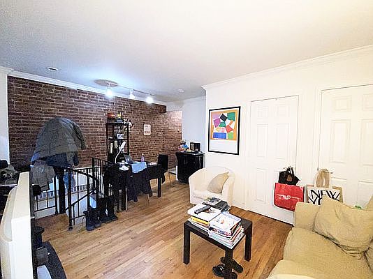 2nd image of 40 W 85th St APT 1