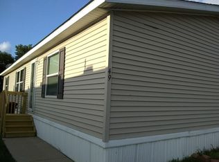 49 Candlelight Dr, Sauk Village, IL 60411