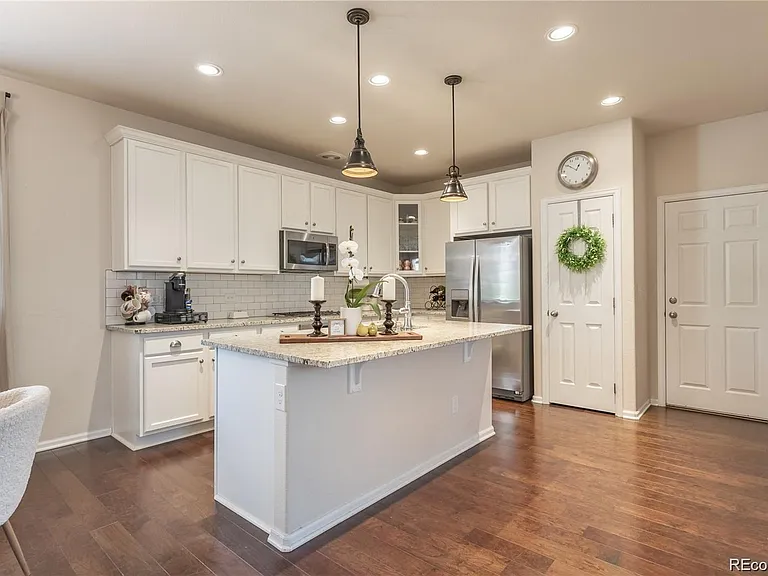 3793 Cadence Dr — Photo 15