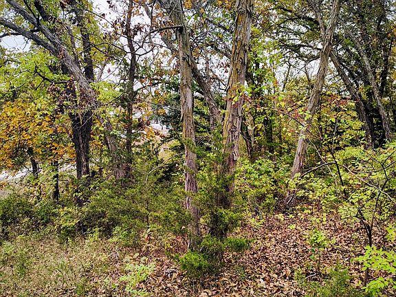 3rd image of 292nd St