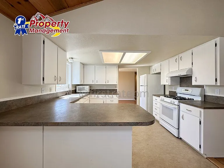 712 Fair Ln — Photo 11