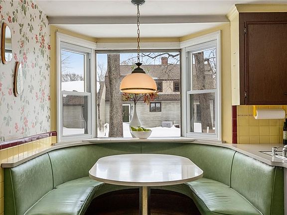 4th image of 80 George St