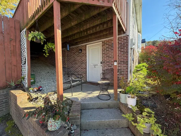 114 Edgemont Dr #C, Princeton, WV 24740