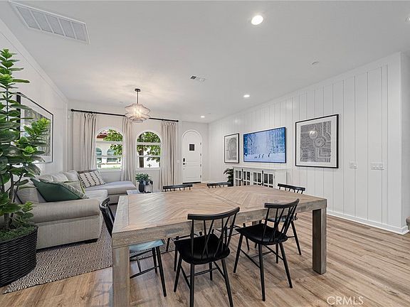 2nd image of 786 Francesca Dr