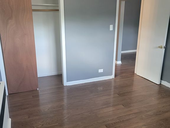 4th image of 9915 S Wood St APT 16