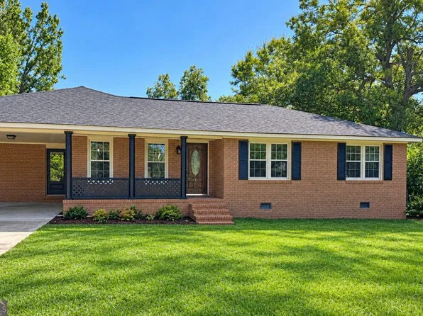 512 Terry Dr, Griffin, GA 30223