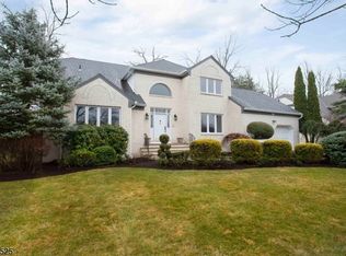163 Killarney Dr, Berkeley Heights, NJ 07922