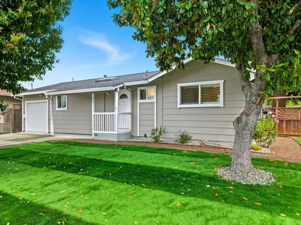 637 Saint Francis Drive, Petaluma, CA 94954