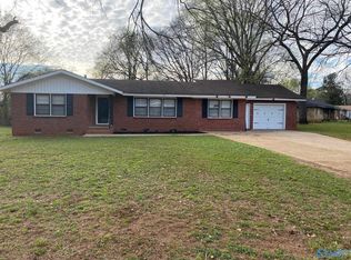 2201 Shady Lane Dr NW, Huntsville, AL 35810