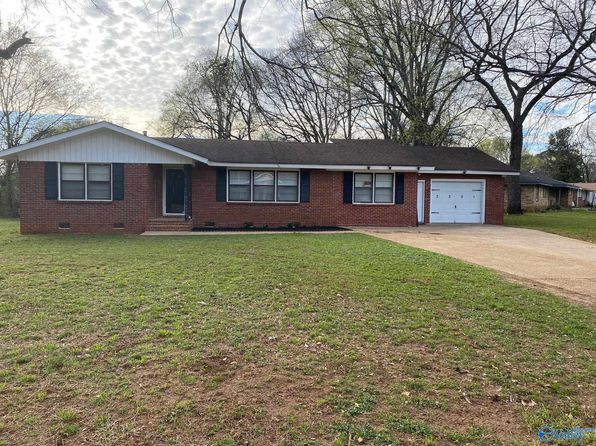 2201 Shady Lane Dr NW