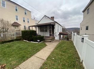 877 Railroad St, Mc Kees Rocks, PA 15136