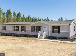 658 Winnsville Dr, Bremo Bluff, VA 23022