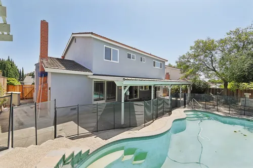 2323 Mattos Dr Photo 1