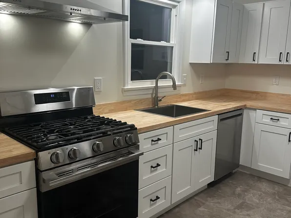 51 Wallace Rd, Princeton Junction, NJ 08550