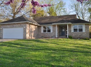 836 W Walnut Lawn St, Springfield, MO 65807