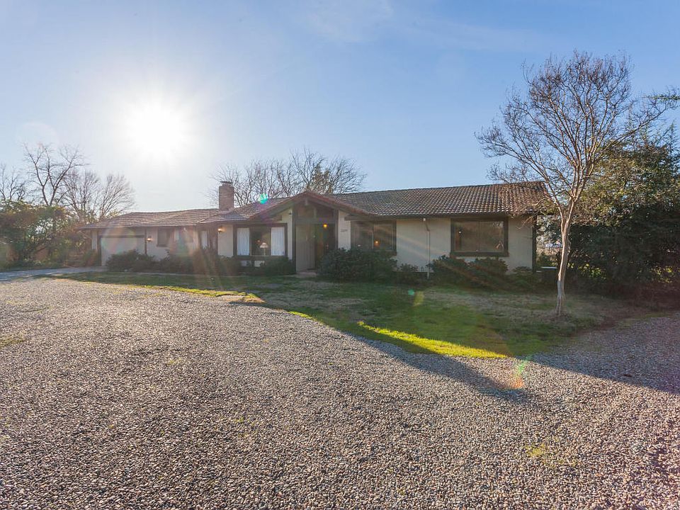1st image of 22093 Lassen View Dr