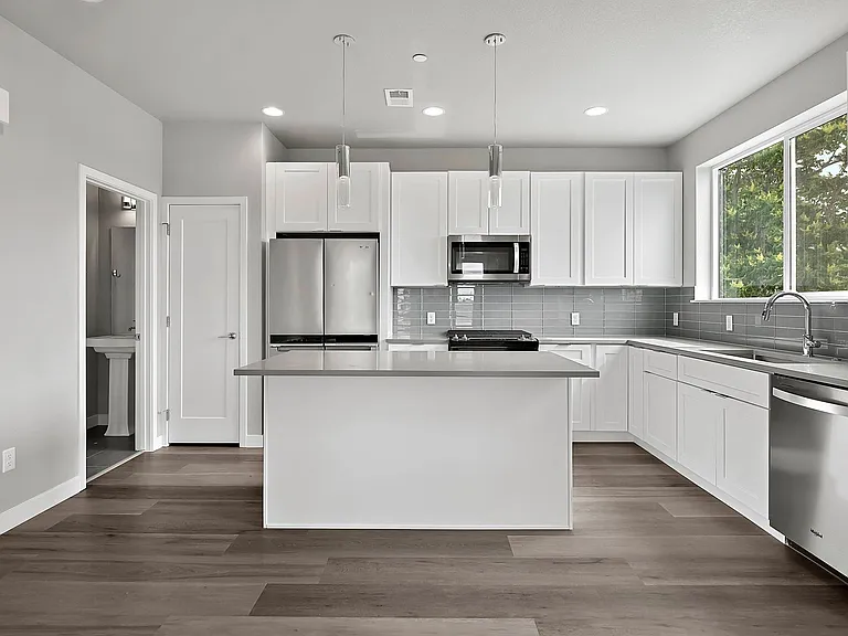 5355 W 12th Ave — Photo 11
