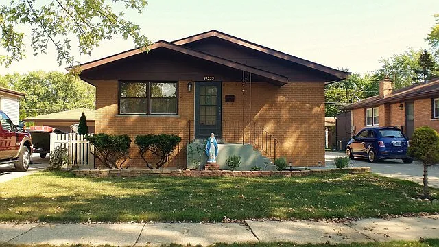 14353 Tripp Ave photo 1